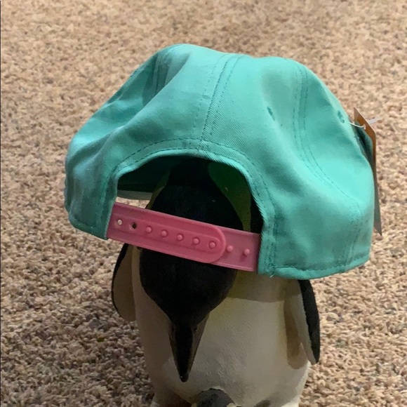 Pyramid country hat - Picture 2 of 2